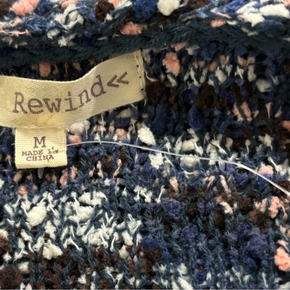 - REWIND Oversized DOLMAN SHRUG ! (MED) - Picture 6 of 9